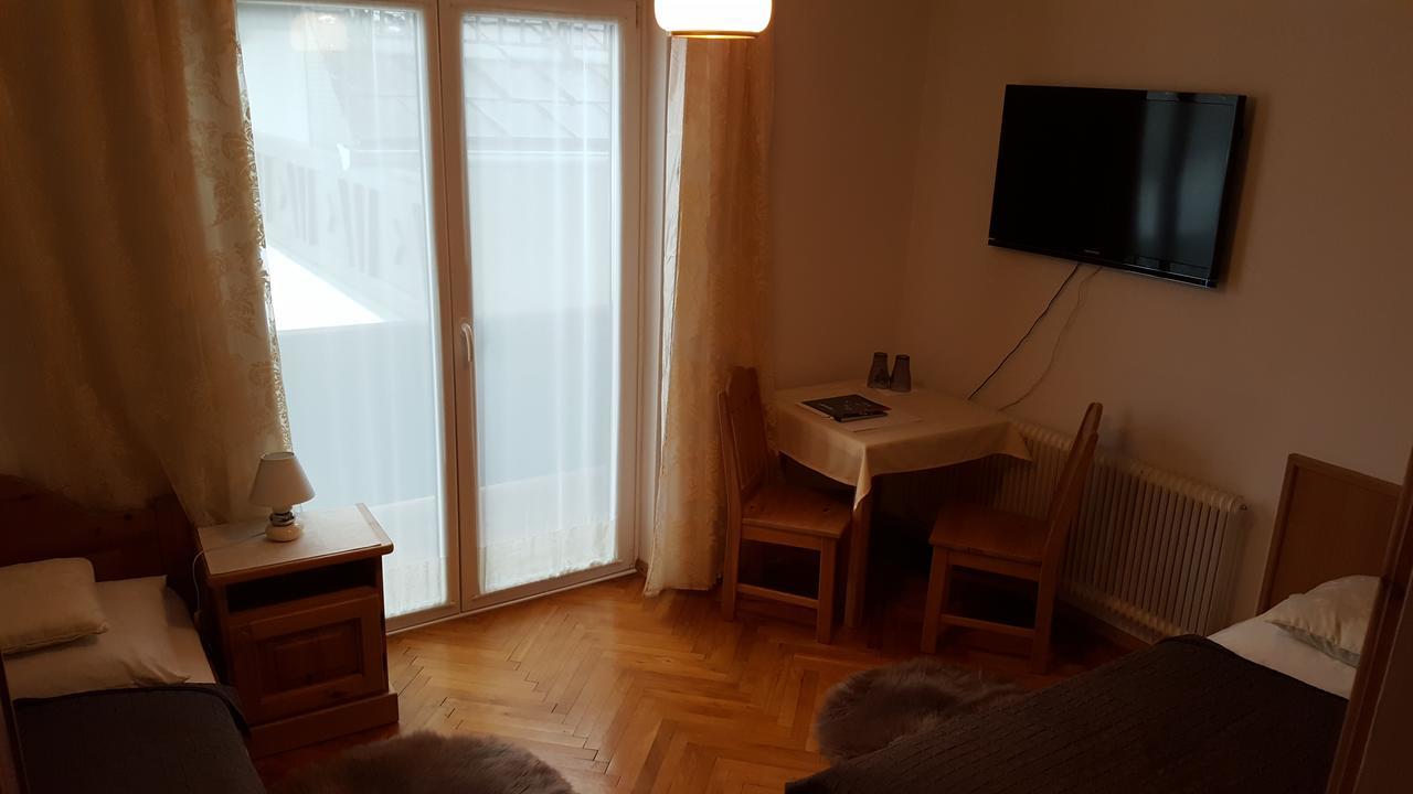 Landgasthof Steinmuehl Hofbauer Fruehstueckspension Und Campingplatz Вайдхофен-ан-дер-Ибс Экстерьер фото